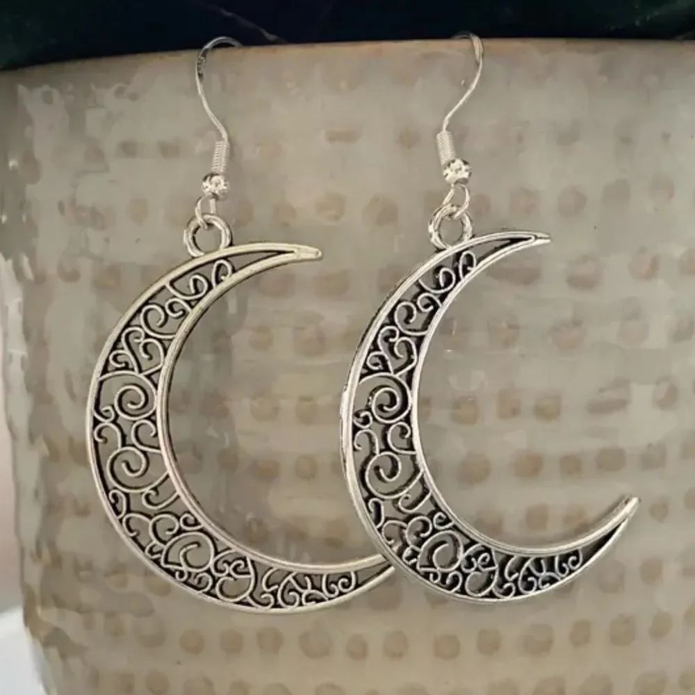Silver Moon Earrings N1069